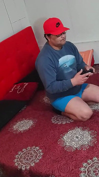 Video Gamer Fucks His Stepmother's BBW Who Scolds Him