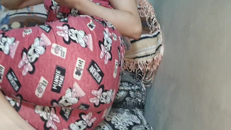 sahar good: Una teen marocchina ama fare sesso da dietro