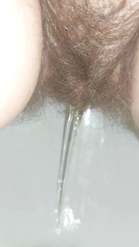Pee Pissing in the Toilet