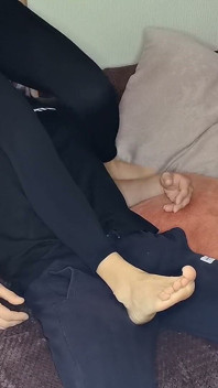 Ich Saß in Leggings Auf Seinem Gesicht.