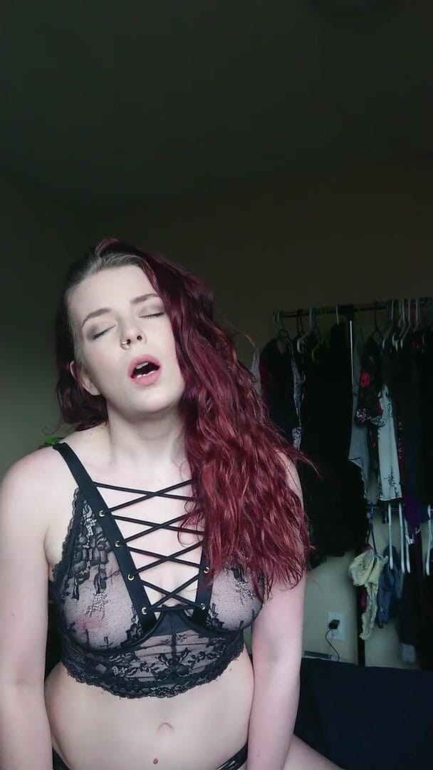 Petitetina: Extremo orgasmo vibrador