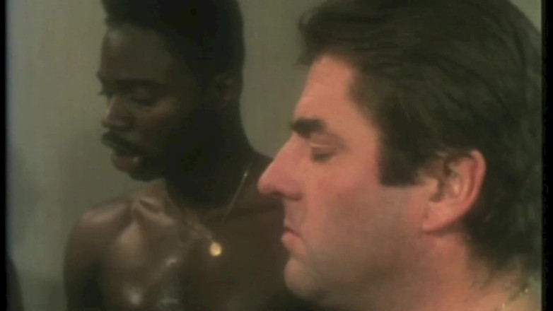 Inhonorof porn: Pandilla Interracial Para Eager Baby Wells