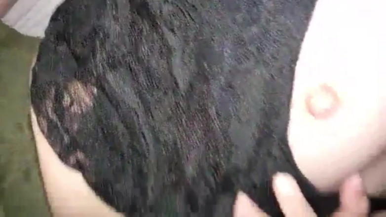 Noah: Seksi Eş İhanete Uğramış Kocasını Sürprizler Ediyor