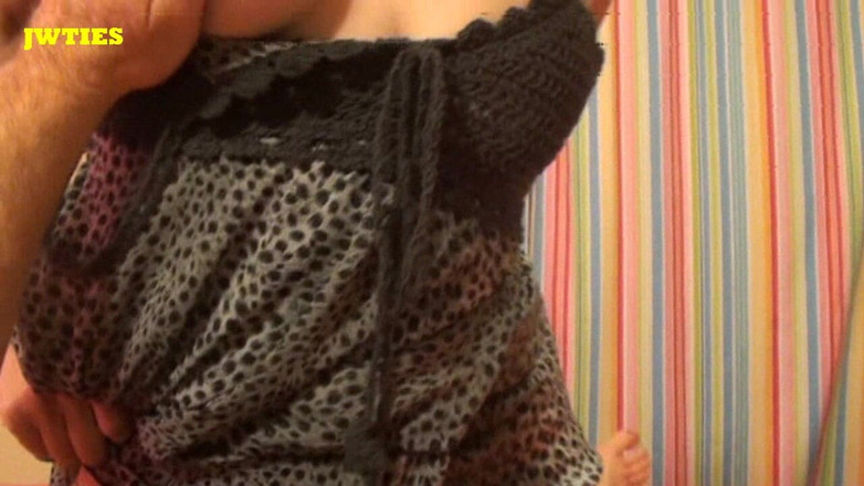 Desperate Pleasures: Nikki pov nghiệp dư hư hỏng