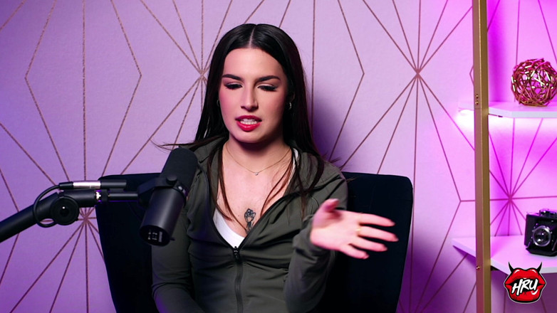 Holly Randall Productions: Chanel Camryn: How Avn’s Best Newcomer Found Strength in Adversity