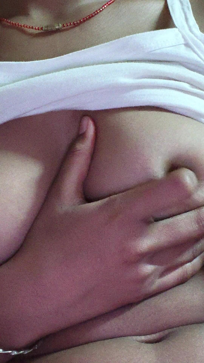 Monale2s: セクシービデオ