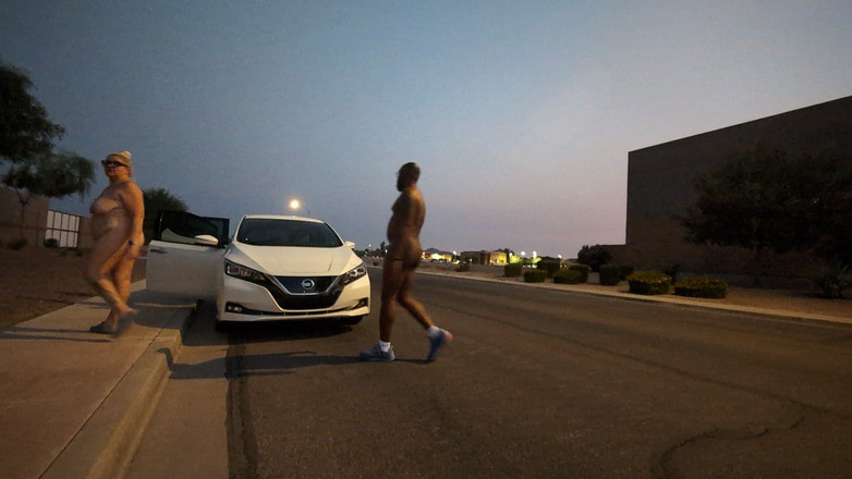 Intangible Assets: Gruesa Grandota Esposa Le Encanta Presumir Y Estar Desnuda En...