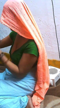 Bhabhi Ko Gandi Galiya Günü Kar Seks Kiya