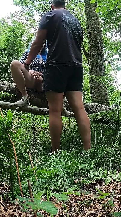 Training Zero: Škádlení mého femdom otroka v lese