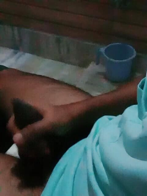 sexy_series: जब मैं ड्रेस पहनती हूं तो लड़कों पर वीर्य का शूट करना,,