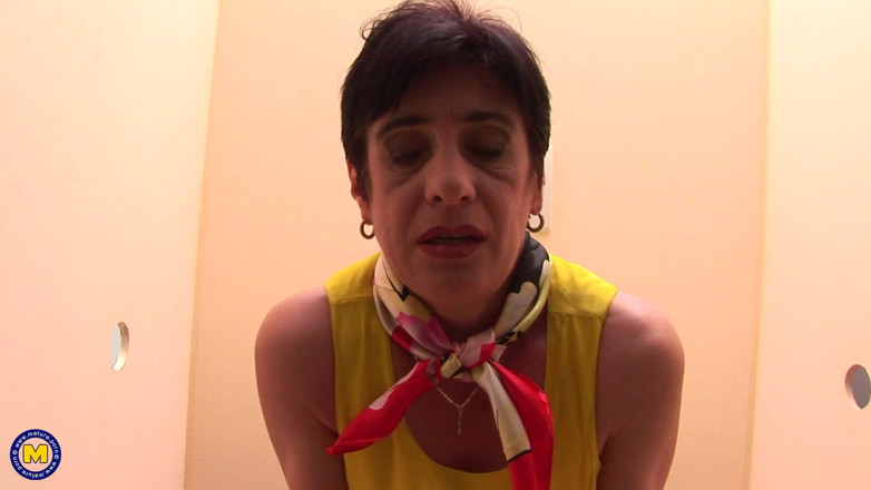Mature NL: Horny MILF Gloryhole Porn Movie