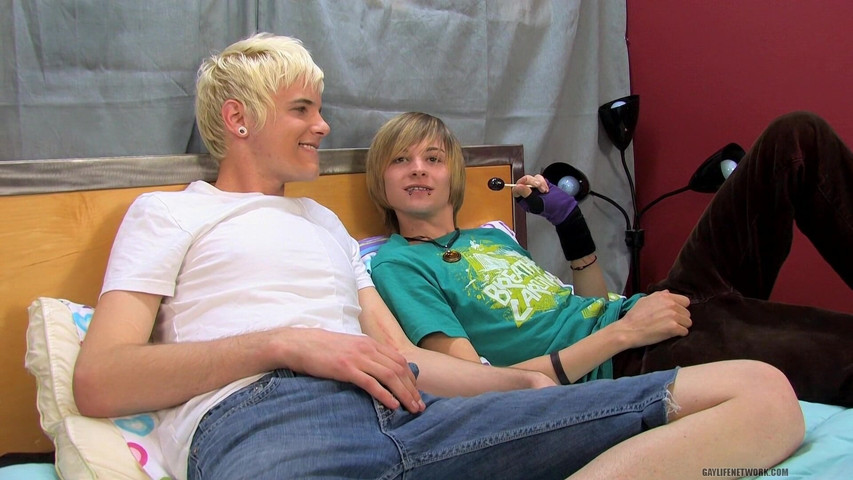 A Fetish for Sweets & Sex (Lollipop Twinks) A Fetish for Sweets & Sex (Lollipop Twinks)