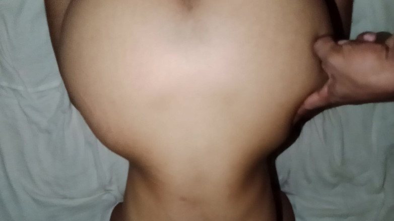 Evasexy02: Bangladeşli kız videoya yakalandı Eva samimi