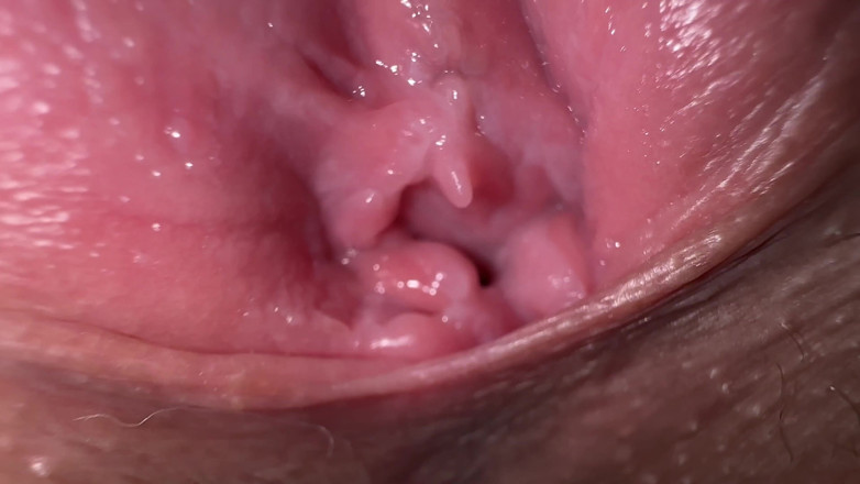 Mia Foster Solo: Close-up breed poesje spreiden en vuile praat, sexy Mia wil...