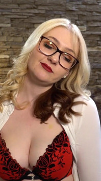 POV: deine heiße lehrerin gibt dir einen tittenjob und blowjob