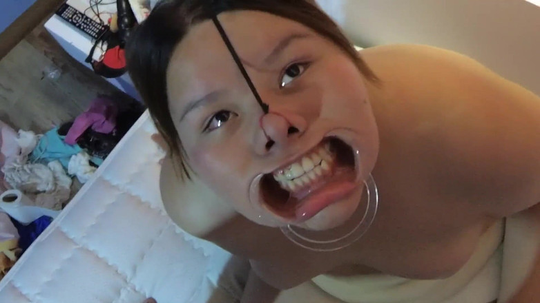 Sado Hentai: S ptákem na obličeji a spermatem v očích