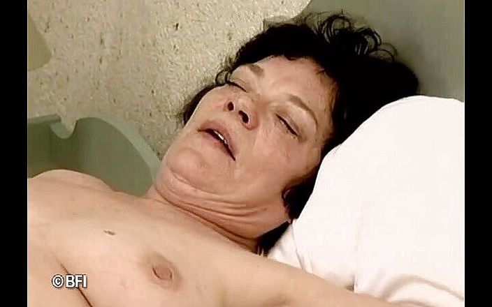 Nasty matures and dirty grannies club: Mature moms young neighbor