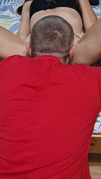 18-jarige likt tienerkutje echt orgasme