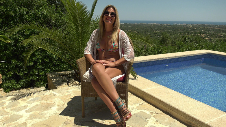 German amateur - 100% German hardcore videos: MILF blonde panas suka berkongkek di kolam