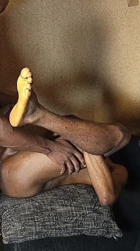 Des amants sexy se font baiser par un twink
