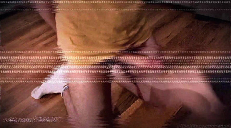 Mistress Redix: 40 Kommt in 28 Minuten Footjob
