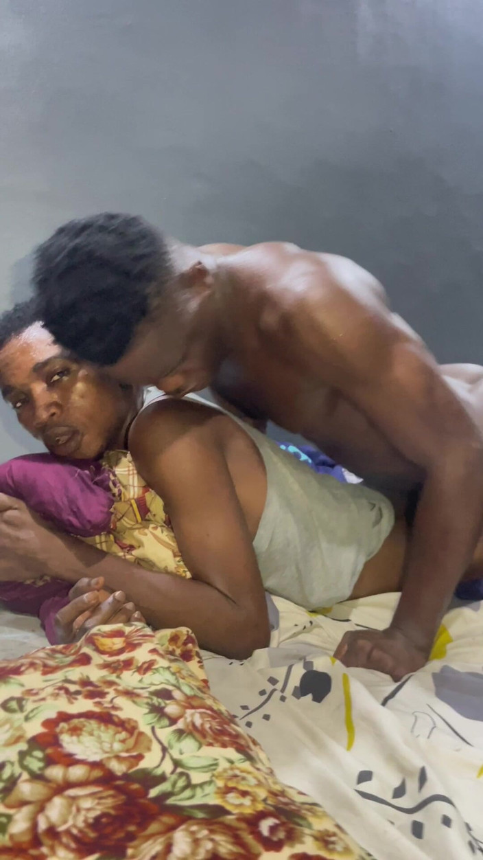 Zagi: Otel müdürü tarafından sikildim