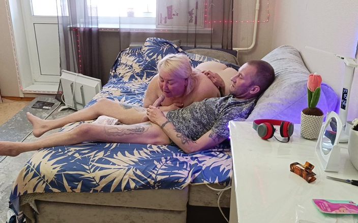 Zona901: 我的手淫继续从邻居口交到射精