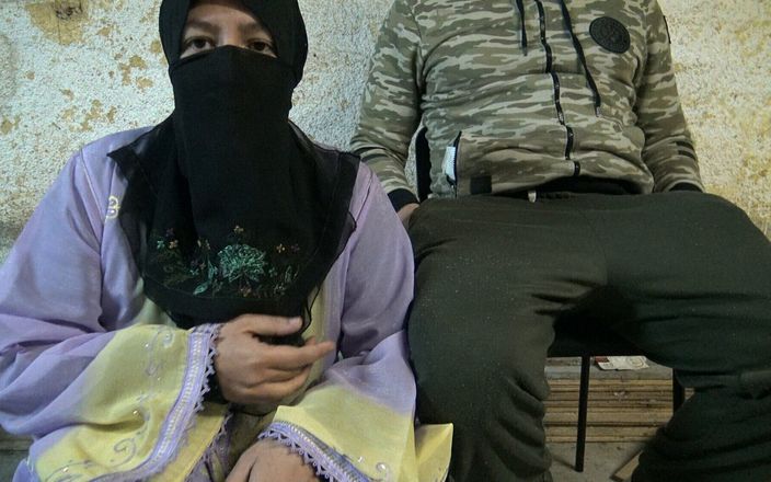 Souzan Halabi: Amerikalı asker Müslüman karısını sikiyor ve amının içine boşalıyor