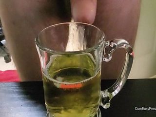 Solo Andy: Solo Piss and Cum Mix in a Glass!