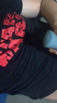 Fodendo fleshlight no banheiro, pau grosso, enorme gozada