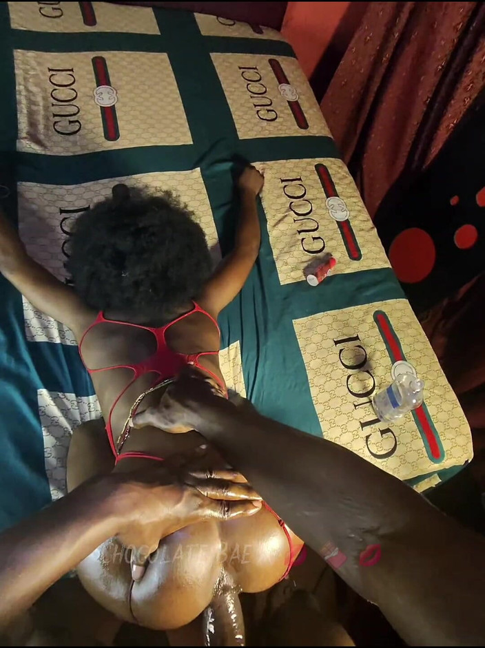 Naturelle Chocolat: Så kåt att jag behövde sperma !! Studsar på studsarna hård...