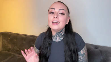 Miss Valentina: Awak Berikan Saya– Ick