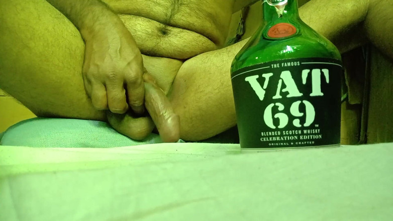 siyasingerporn: Nikdy jste neviděli takového ptáka, toto je tak velký penis,...