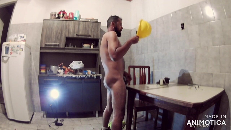 Stink HairyMale: Eu sou melhor quando mijando