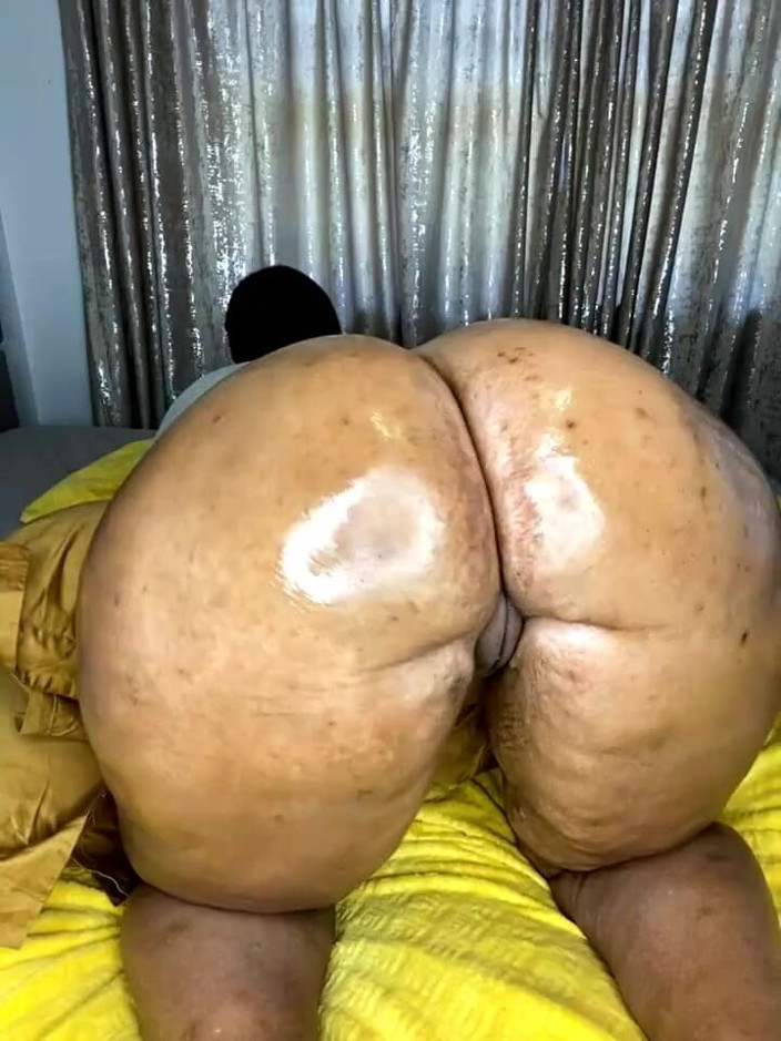 Big black clapping booties: Дрочу на очень отлично, Эпизод 1029