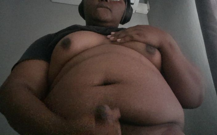 Eleasihle Esma: Grande hermosa culona femme acabando