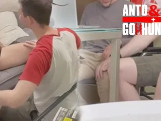 Mike Dikongkek Dalam Rundingan Dengan Broker Buat Kali Pertama