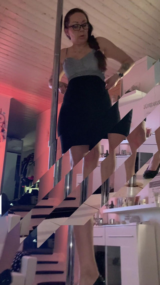 BambiAmbita: Bambiambita yaramaz bir öğretmeni oynuyor