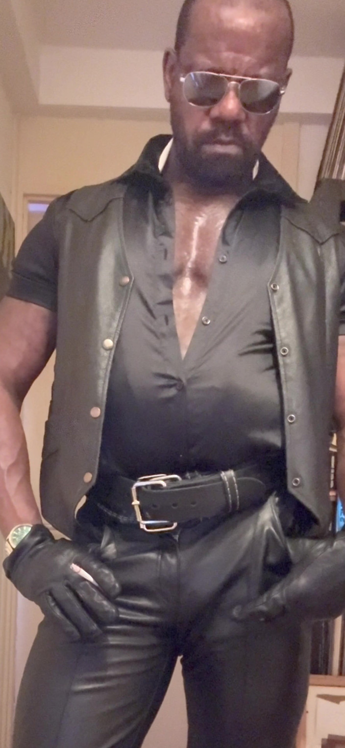 Brodyjayrichardson: Fetish Merokok Titpump &amp; Play