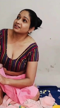 Quente indiana trai marido para dela devar grande pau passeio pornô em hindi