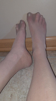 Sheer Nude Nylon Feet to Leak Over