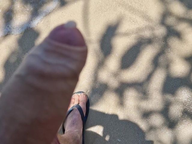 Jerking and Cumming on a Carribean Island (Ttc2021)