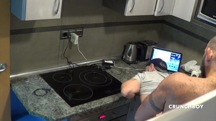 Home web camera: Webová kamera v kuchyni s Jessem použitá surová od Jorhe...