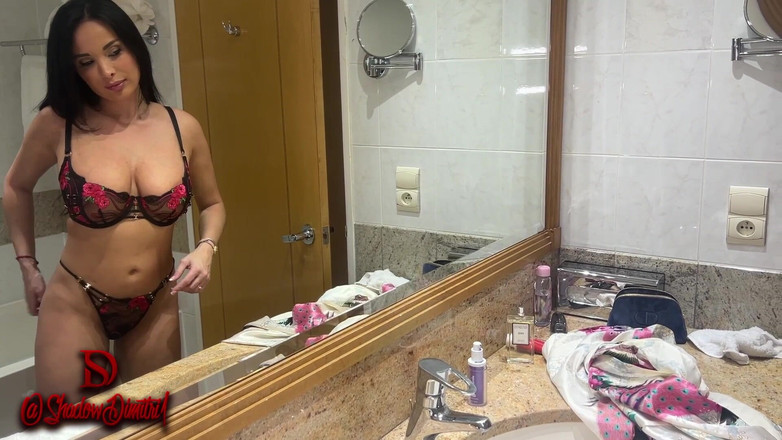 Shadow Dimitri: छाया Dimitri के साथ पेरिस में अनीसा केट का धोखा सत्र