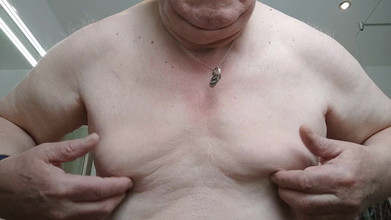 Karlchengeil: Solo tette!