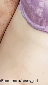 Dona de casa sexy recém-casada faz sexo completo com meio-irmão em Lawl Ike, uma estrela pornô