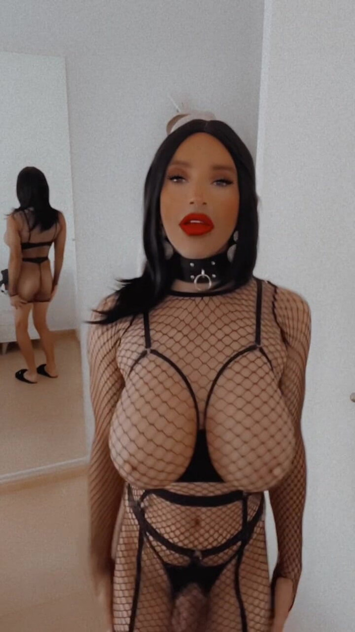 Sissy Slut Brianna: Ich sehe unschuldig aus, aber du solltest meine Gedanken sehen