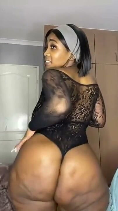 Legendary Booty Overdose: Bbw striptýz a anální hra