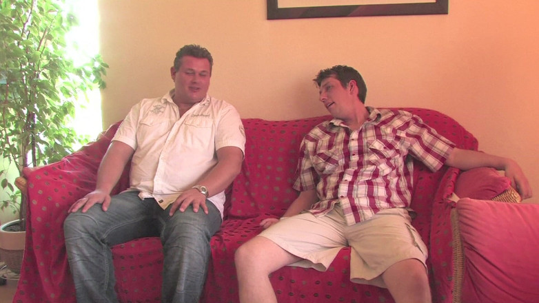 Under German Roofs: Putas cachondas se mojan los coños folladas por una polla...