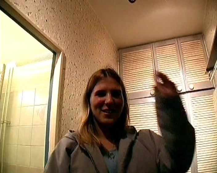 Deutsche Damen: Превосходная немецкая крошка развлекается с ее кухонными инструментами